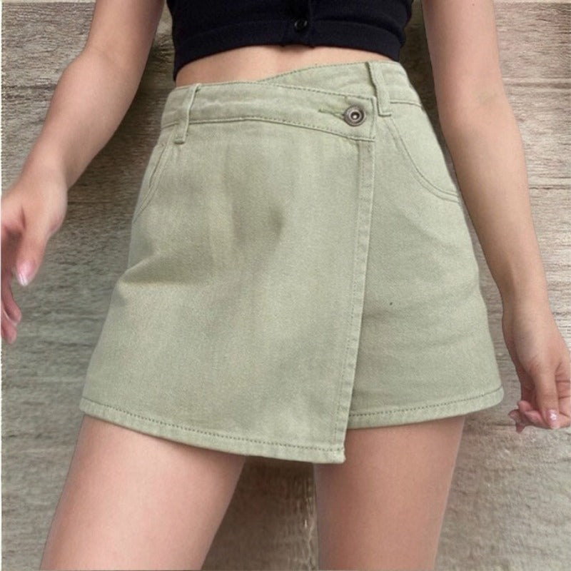 Slim Vintage mini denim skirt.