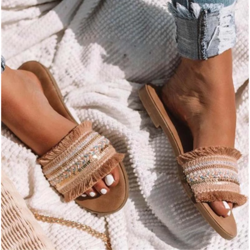 Women's Outerwear flat sandals .