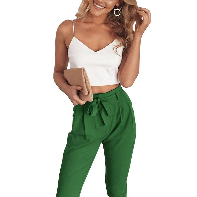 Two-pieces camisole casual set.